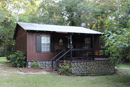 Cabin in Saucier